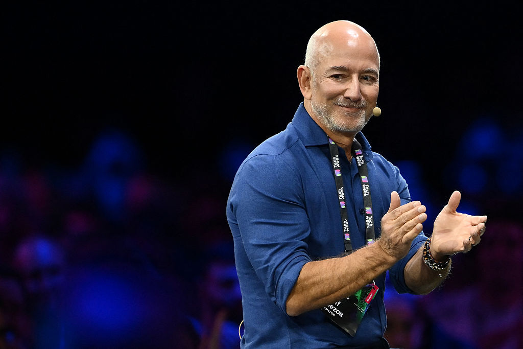 After Bringing Down Internet, Amazon Announces Biggest Mass Firing in Its History After Bringing Down Internet, Amazon Announces Biggest Mass Firing in Its History