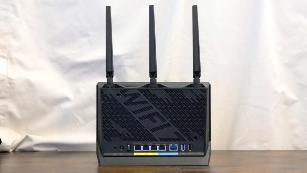 Don’t use your router’s USB port when these alternatives exist, a PC expert explains Don't use your router's USB port when these alternatives exist, a PC expert explains