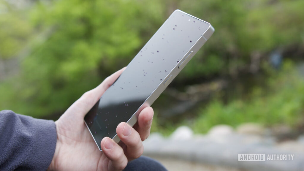 Galaxy S26 Ultra leak gives glimpse at new Privacy Display feature in action A side view of someone holding the Samsung Galaxy S25 Ultra.
