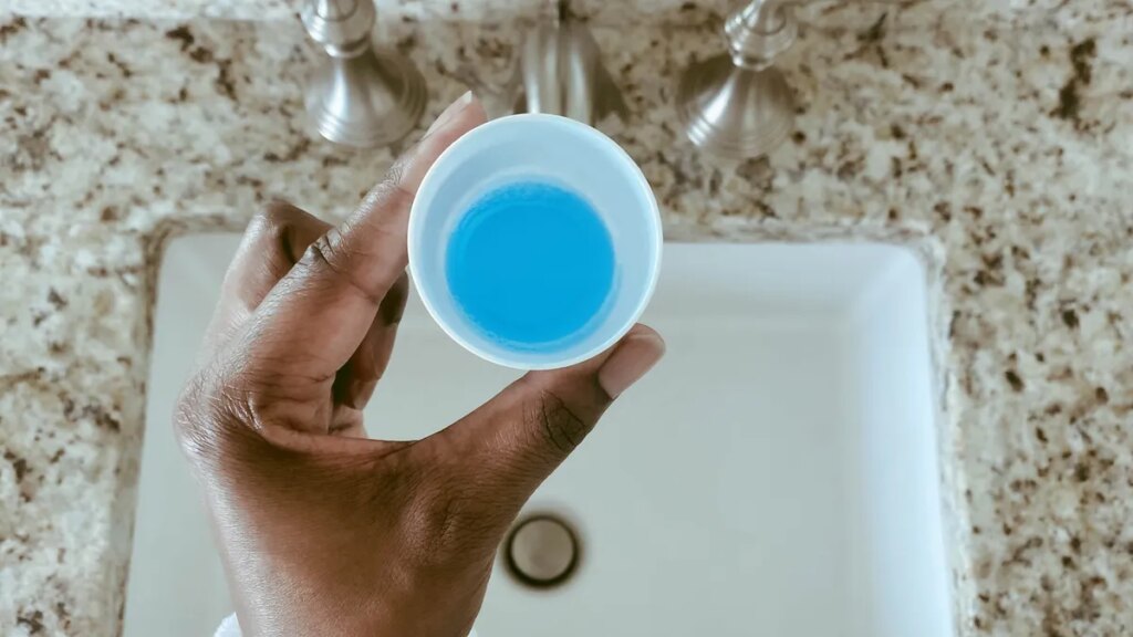 Why You Should Stop Rinsing Immediately After Brushing Your Teeth Why You Should Stop Rinsing Immediately After Brushing Your Teeth