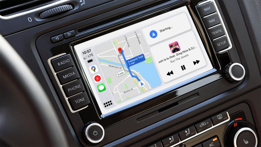 Looks like Apple CarPlay just beat Android Auto to bring a highly-demanded feature google maps carplay