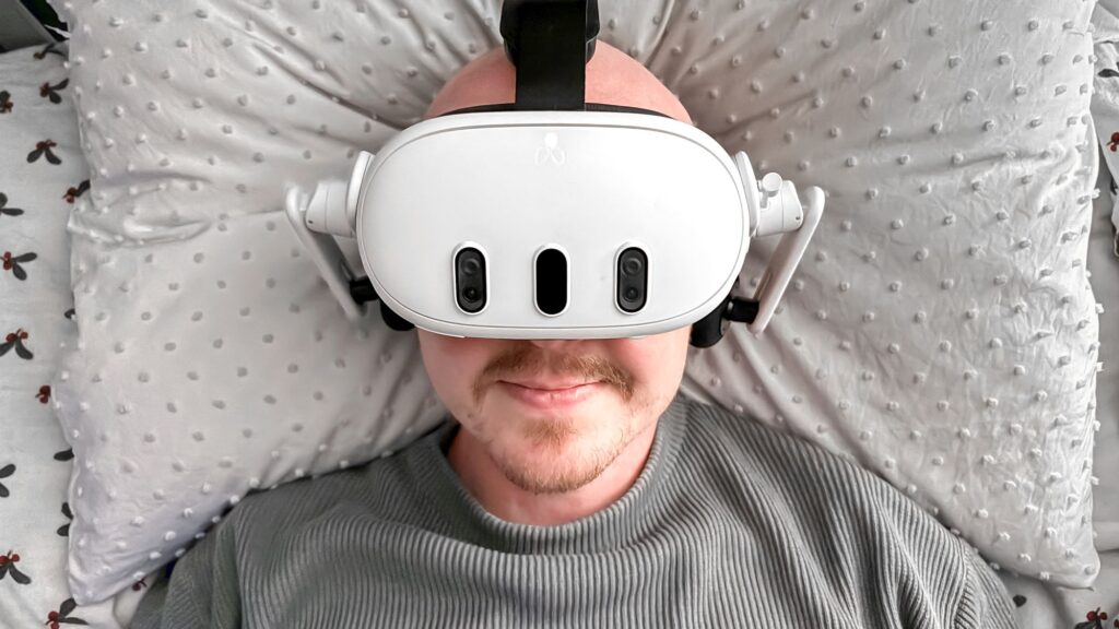 Meta’s lightweight VR headset and compute puck revealed in leaked renders Meta's lightweight VR headset and compute puck revealed in leaked renders