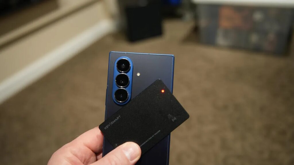 This AirTag-like card tracker is my top choice for Android and iOS users - and it's rechargeable