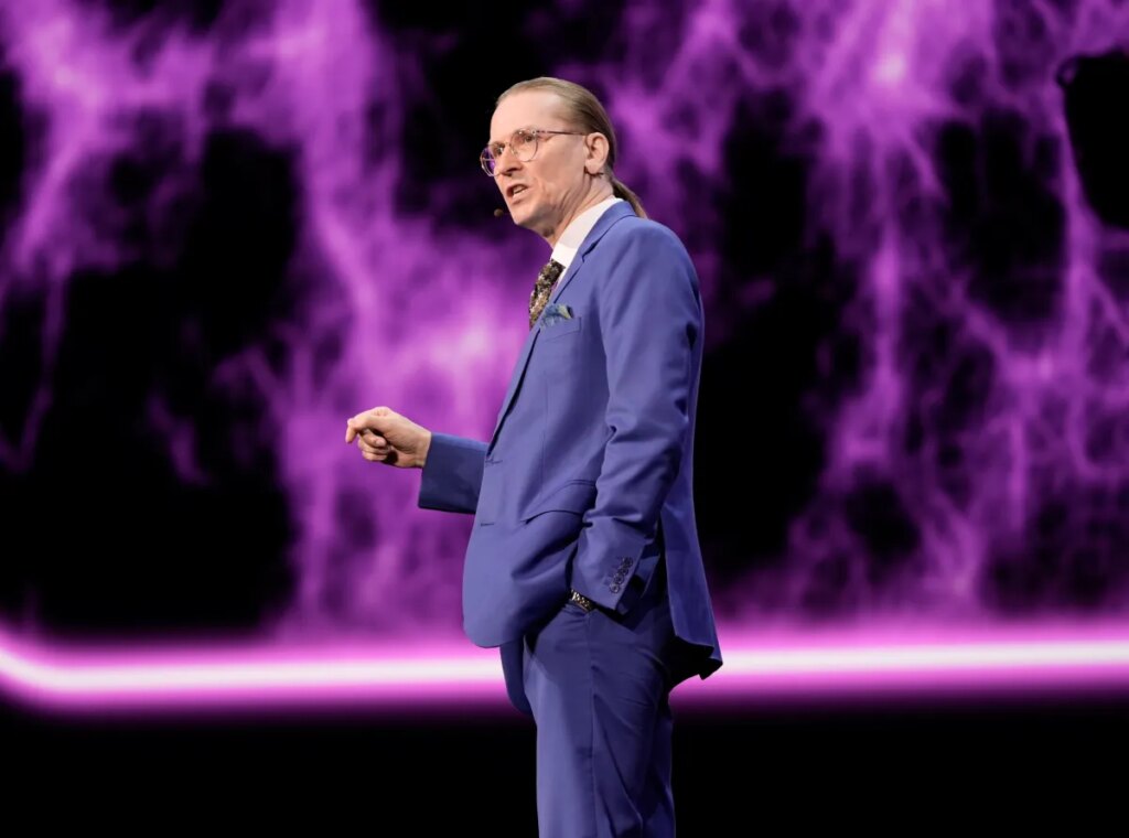 After fighting malware for decades, this cybersecurity veteran is now hacking drones Cybersecurity expert Mikko Hypponen speaks at the Black Hat USA cybersecurity conference on August 6, 2025 in Las Vegas, Nevada.