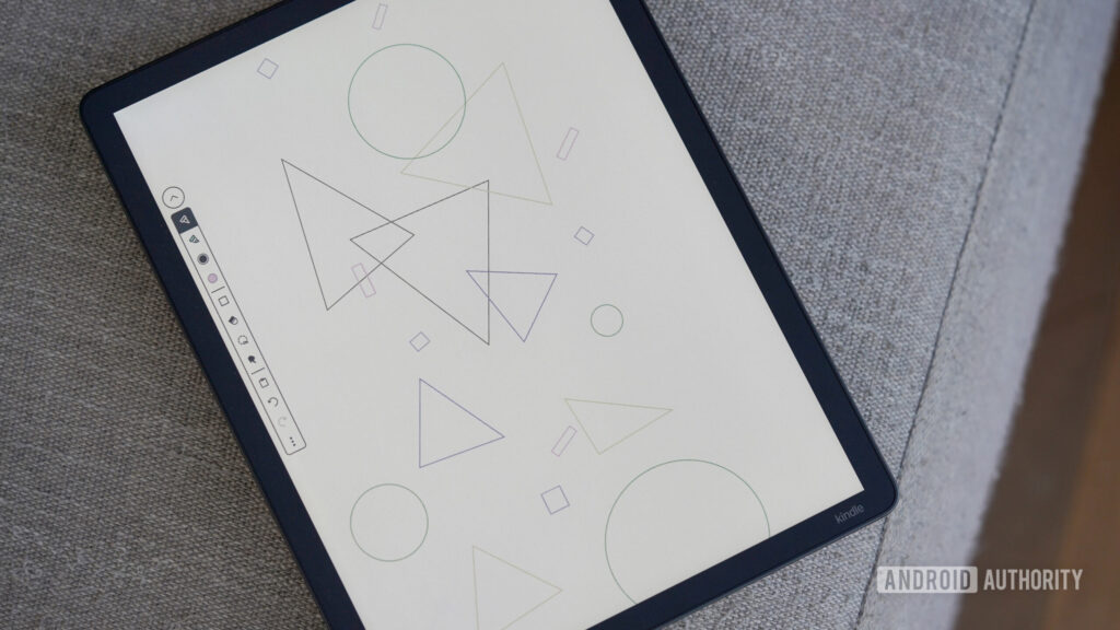 Good news for perfectionists with a Kindle Scribe The Kindle Scribe displays a design made with smart shapes.