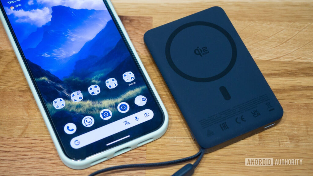 I’ve completely switched to Qi2 power banks, and I can’t go back baseus qi2 25w charger am52 with pixel 10 pro xl 1