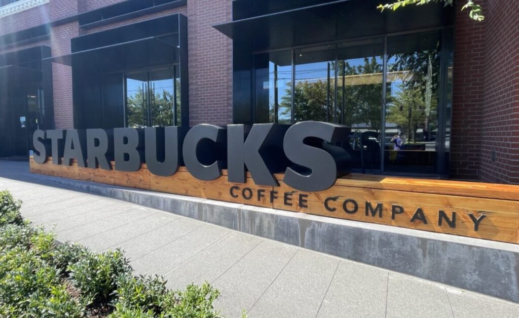 Starbucks cuts tech jobs as new CTO reshapes organization – GeekWire Starbucks cuts tech jobs as new CTO reshapes organization – GeekWire