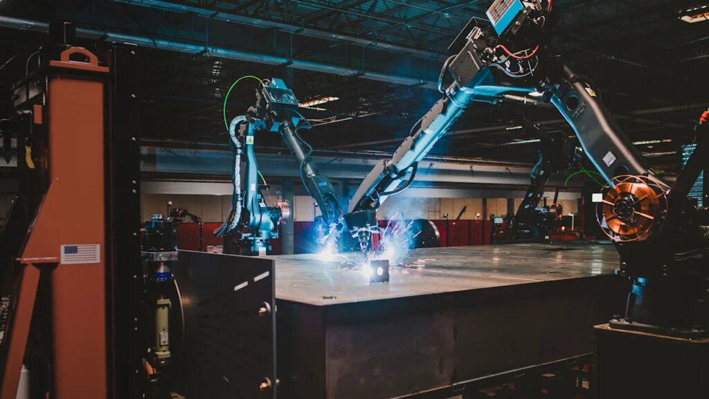 This autonomous welding robot may be the future of advanced manufacturing This autonomous welding robot may be the future of advanced manufacturing