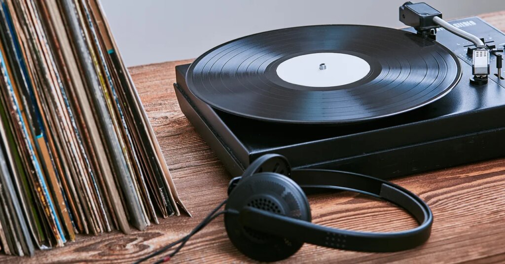 Where to Shop for Vinyl Records Online (2026): Discogs, Bandcamp, Ebay Where to Shop for Vinyl Records Online (2026): Discogs, Bandcamp, Ebay