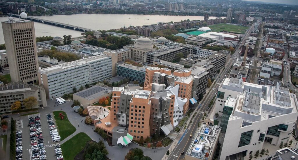 A Bit About The History Of MIT’s Stata Center And AI A Bit About The History Of MIT’s Stata Center And AI
