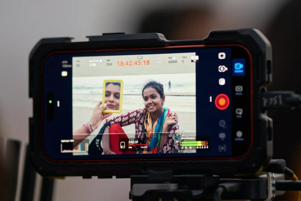 Apple And MAMI Return With Four New Short Films Shot On The iPhone 17 Pro Max Apple And MAMI Return With Four New Short Films Shot On The iPhone 17 Pro Max