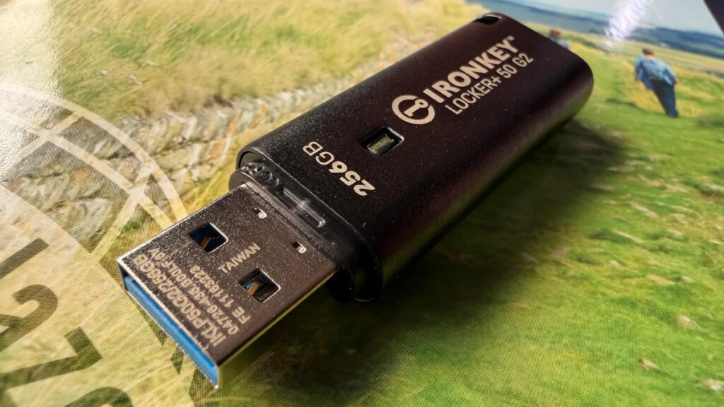 Can hackers break encrypted USB drives? I tried to find out Can hackers break encrypted USB drives? I tried to find out