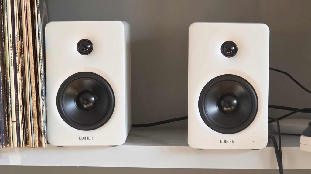 Edifier M90 review: good jack-of-all-trade bookshelf speakers Edifier M90 review: good jack-of-all-trade bookshelf speakers