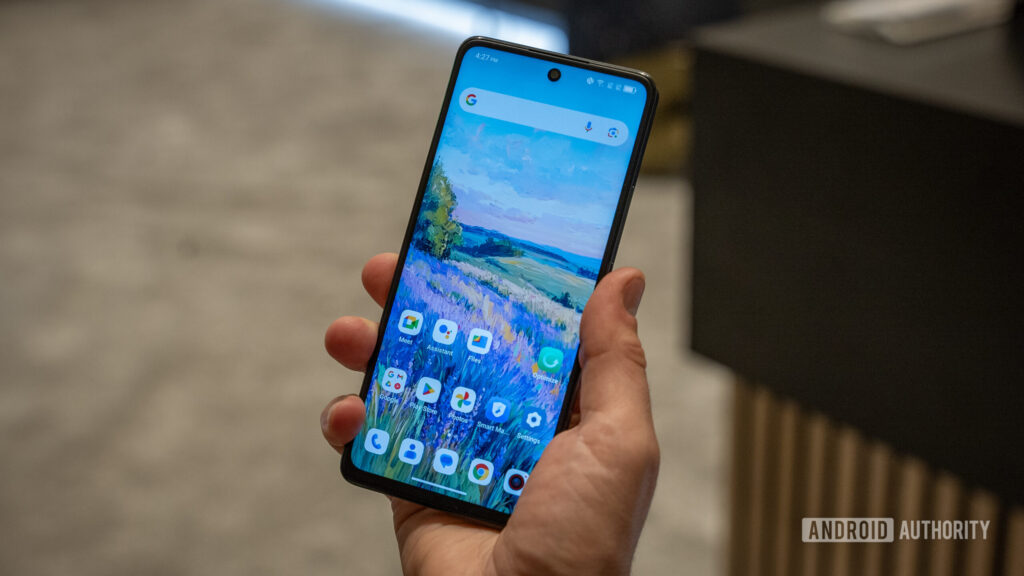 First deal on the TCL 60 XE NXTPAPER 5G drops it to $230! TCL 60 XE NXTPAPER 5G In hand with full color