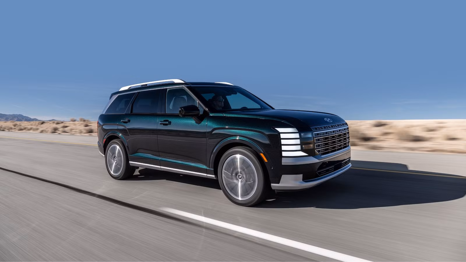 Forget the BMW X7—this Hyundai SUV gets you close for less Forget the BMW X7—this Hyundai SUV gets you close for less