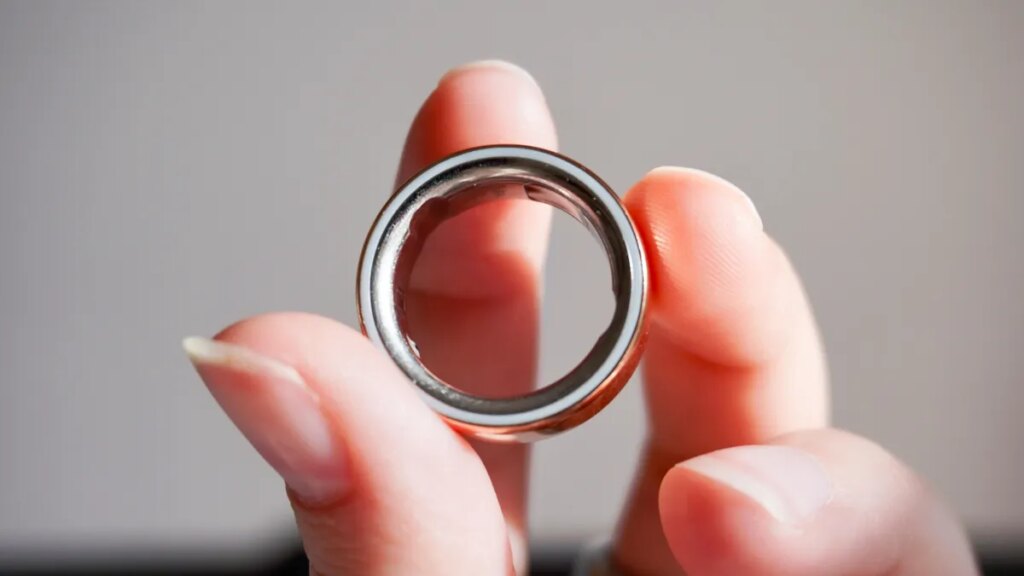 I dug deeper into my Oura Ring data using this free app - here's what I found
