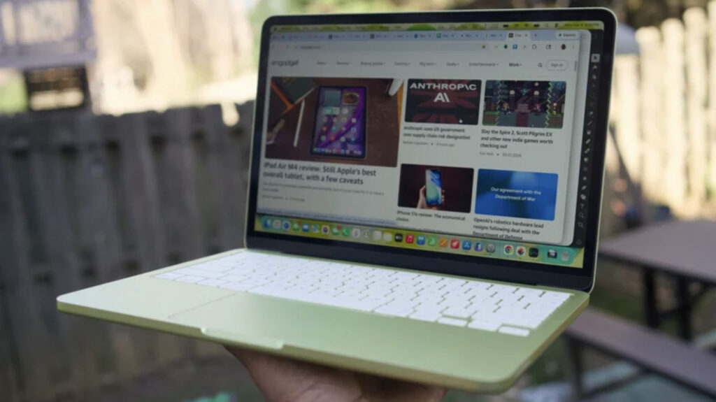 Kansas City Has Bought More Than 4,500 MacBook Neos For Its Students Kansas City Has Bought More Than 4,500 MacBook Neos For Its Students
