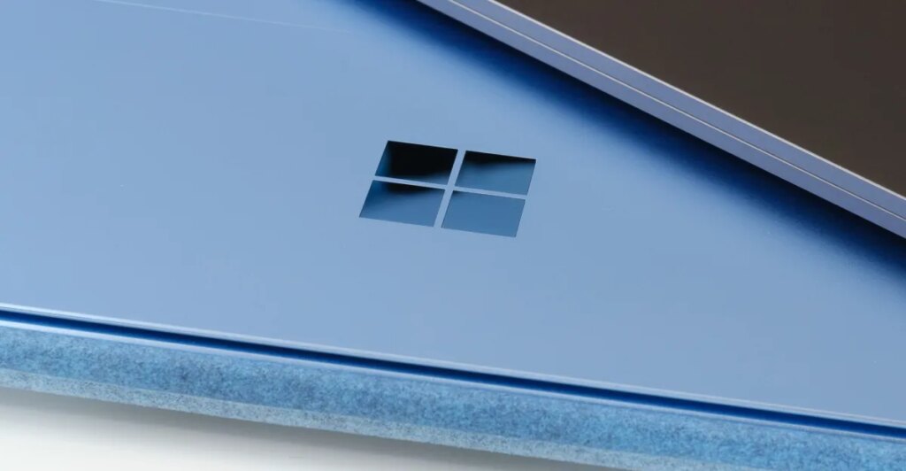 Microsoft teases new Surface hardware and ‘a new era of PC’ Microsoft teases new Surface hardware and ‘a new era of PC’