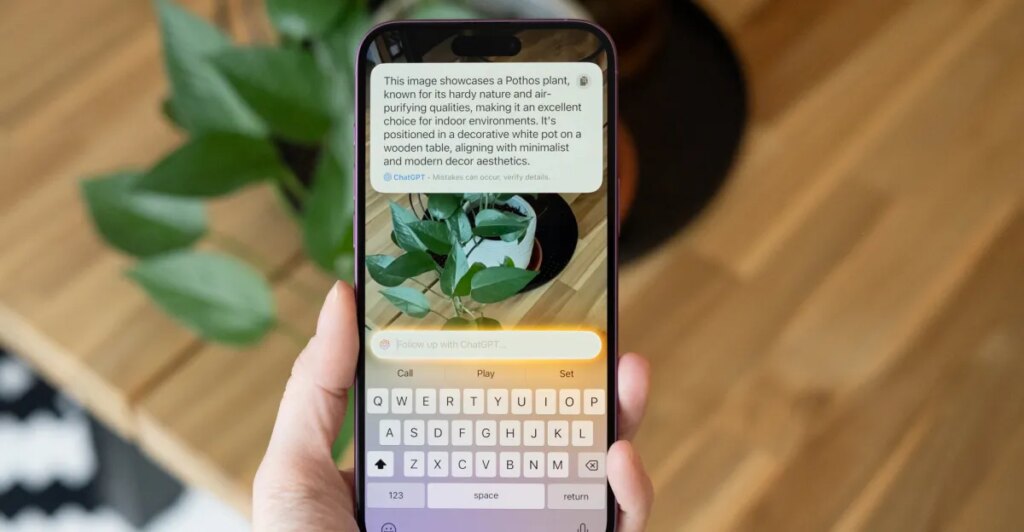 These new iOS 27 renders hint at Siri’s big redesign These new iOS 27 renders hint at Siri’s big redesign