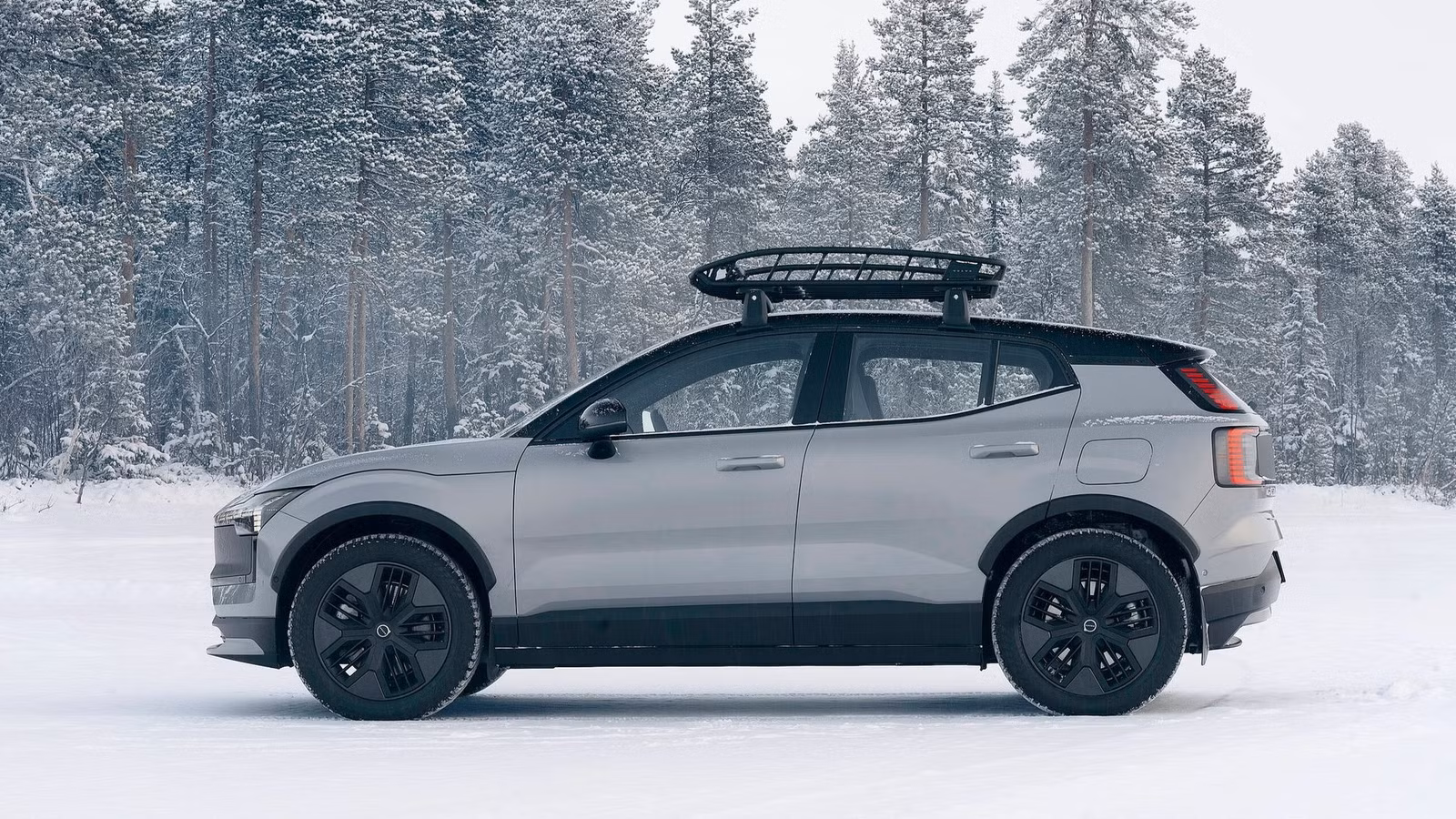 This sleek EV is cheaper than a Kia Niro—and its built by a luxury brand This sleek EV is cheaper than a Kia Niro—and its built by a luxury brand