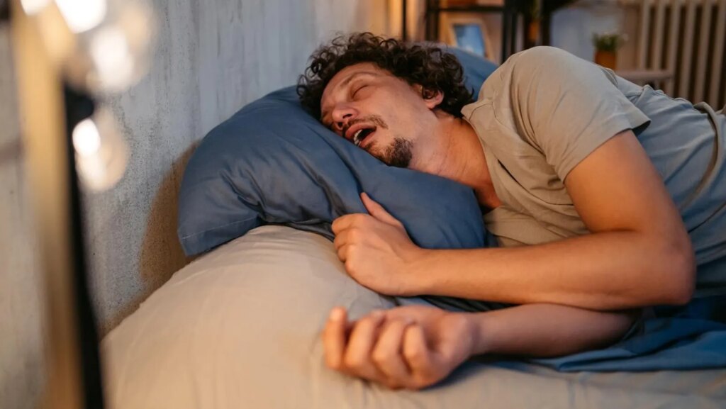 Why Do Humans Snore? An Evolutionary Biologist Explains What’s Happening To Your Airway Why Do Humans Snore? An Evolutionary Biologist Explains What’s Happening To Your Airway