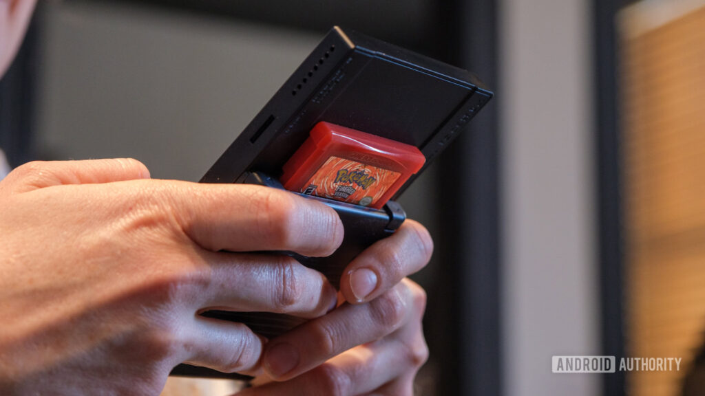Analogue Pocket and EverDrive compatibility issues leave retro gamers stranded Analogue Pocket from behind