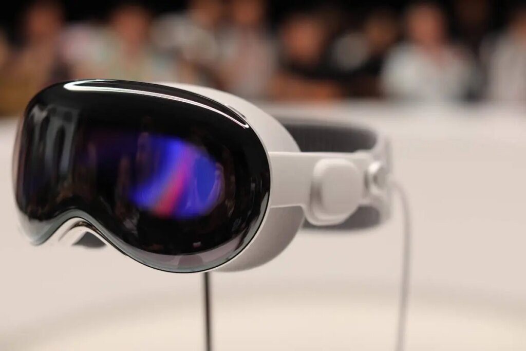 Apple Vision Pro exec is reportedly leaving for OpenAI Vision Pro headset