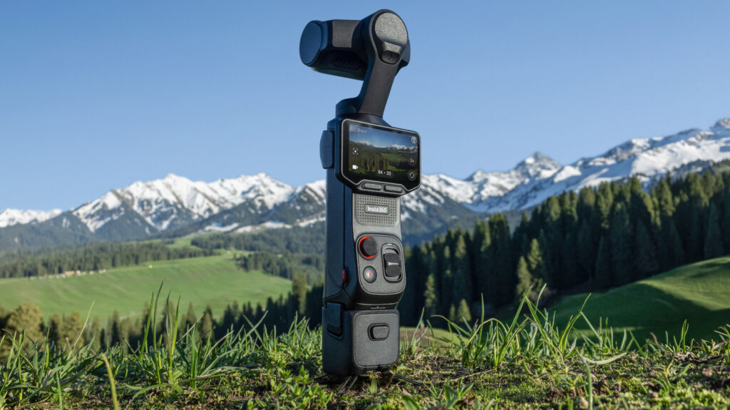 DJI And Insta360 Are In A Patent Battle Over Vlogging Cameras DJI And Insta360 Are In A Patent Battle Over Vlogging Cameras