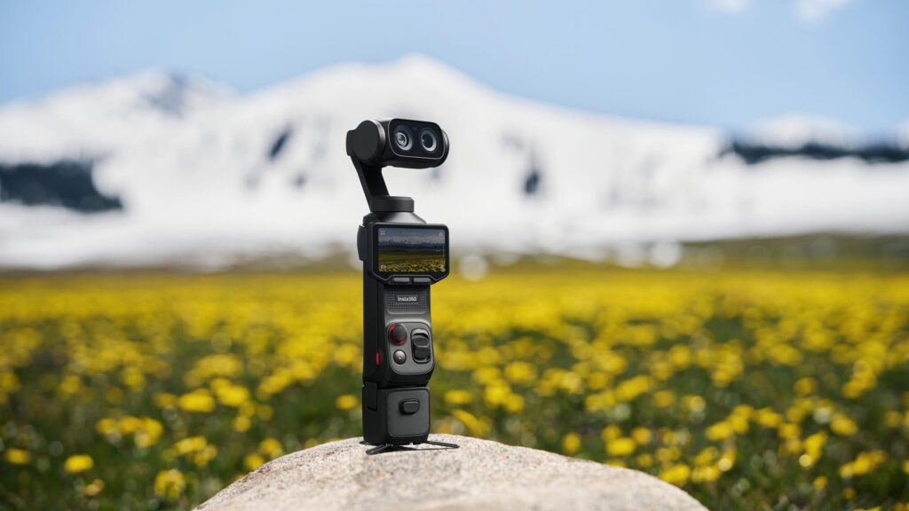 insta360 luna ultra hero image