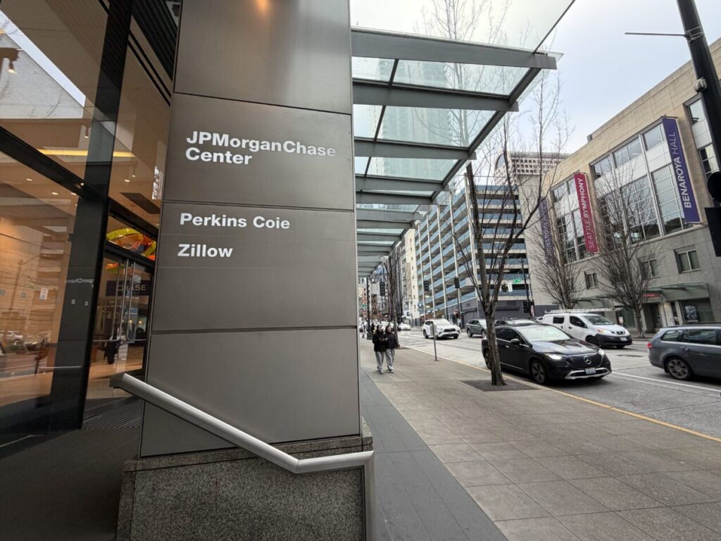 Docusign moving downtown Seattle offices, leaving its namesake tower – GeekWire