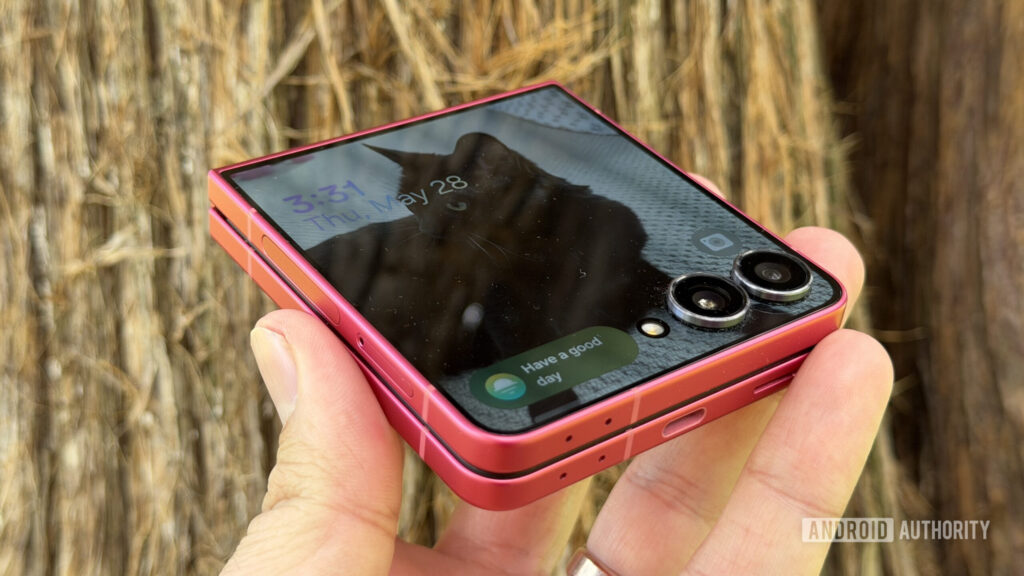 Don’t get your hopes up for this Galaxy Z Flip 8 upgrade Samsung Galaxy Z Flip 7 cat cover screen