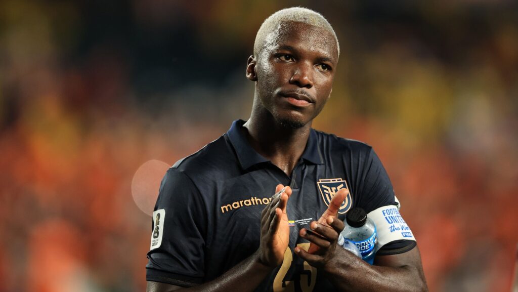 Ecuador vs Curacao free live stream: How to watch World Cup 2026 Moises Caicedo applauds the Ecuador during the World Cup 2026.