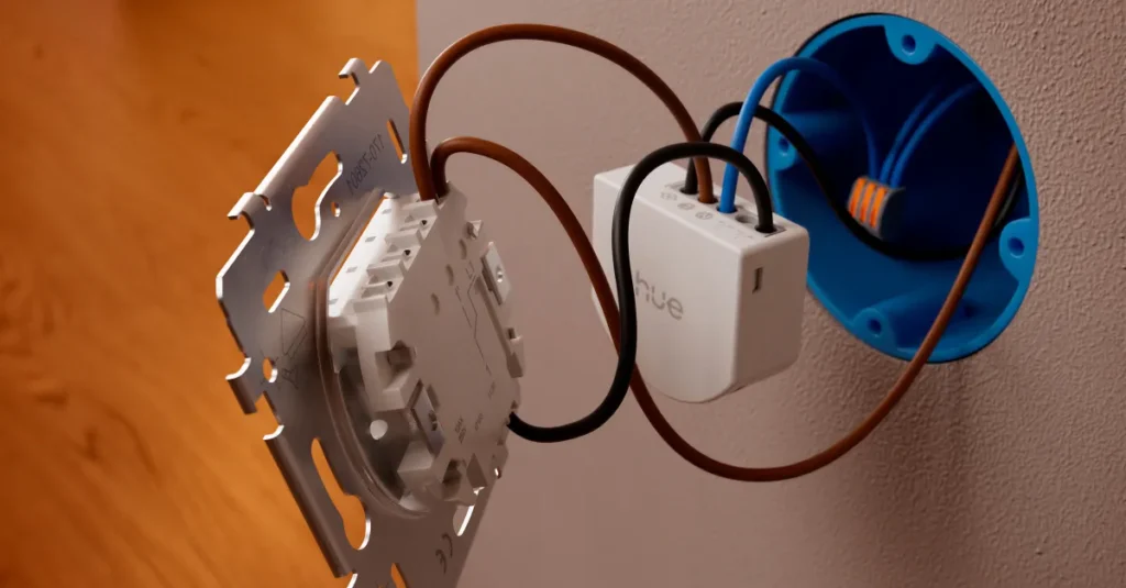 Hue’s wired wall modules bring non-smart lights into its ecosystem Hue’s wired wall modules bring non-smart lights into its ecosystem