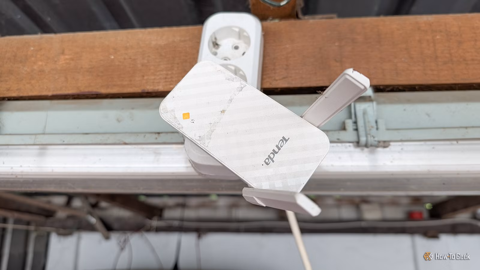 I fixed my Wi-Fi dead zones without drilling a single hole—and it only cost $25 I fixed my Wi-Fi dead zones without drilling a single hole—and it only cost $25