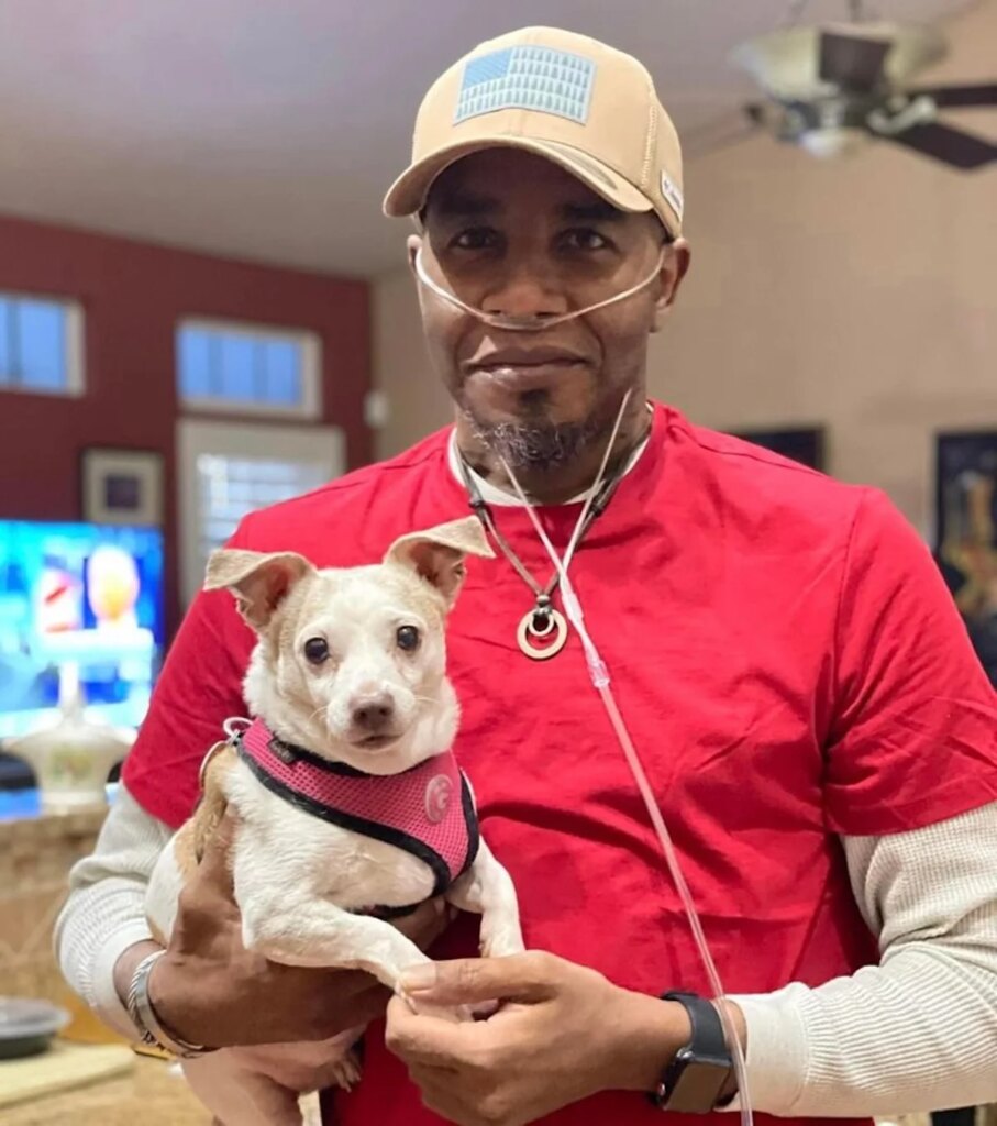 In world first, a man living with HIV received a lung transplant from an HIV-positive donor In world first, a man living with HIV received a lung transplant from an HIV-positive donor