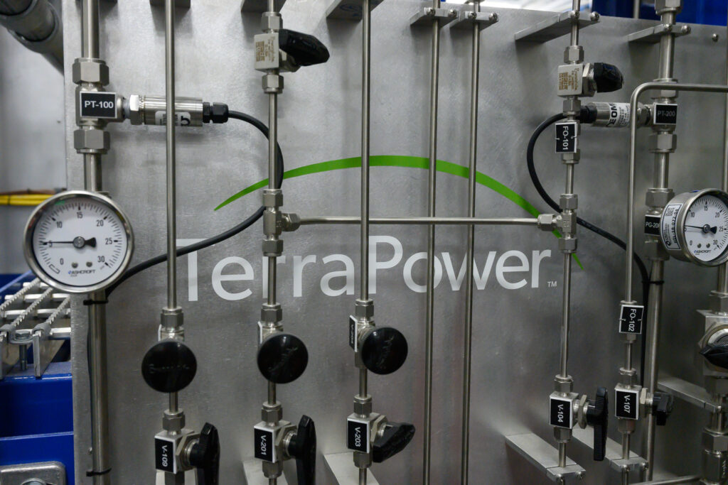 Next-gen nuclear company TerraPower plants flag in UK – GeekWire TerraPower test equipment