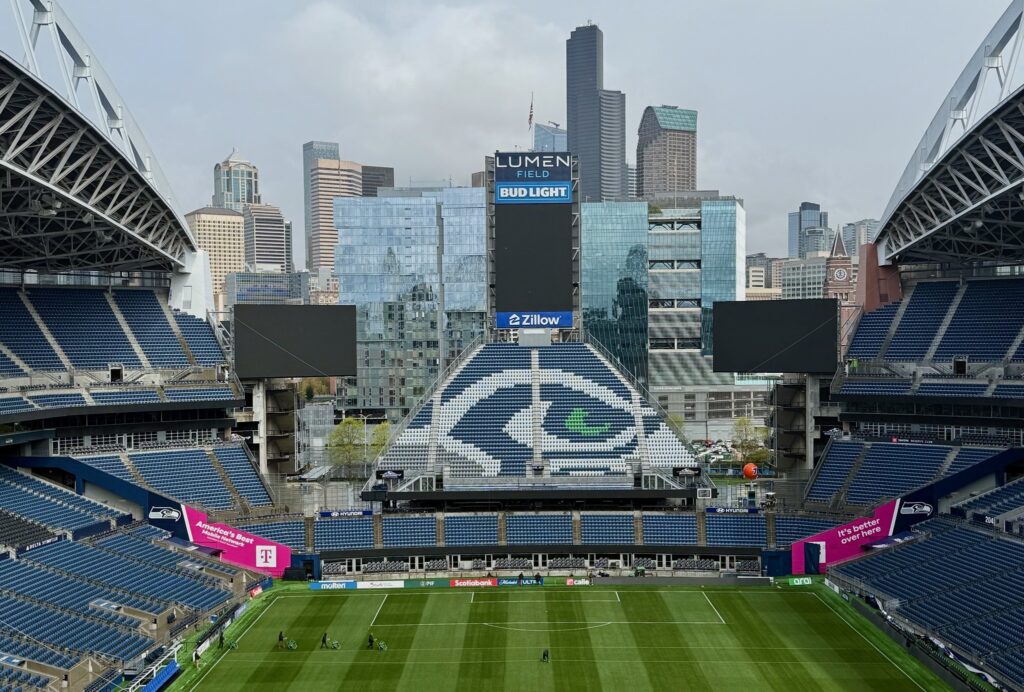 Seahawks partner with Accenture to revamp team’s tech capabilities and boost fan engagement – GeekWire Seahawks partner with Accenture to revamp team's tech capabilities and boost fan engagement – GeekWire