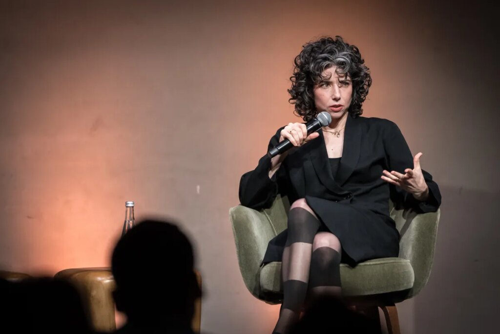 Signal’s Meredith Whittaker wants you to remember that AI chatbots ‘are not your friends’ Signal’s Meredith Whittaker wants you to remember that AI chatbots ‘are not your friends’