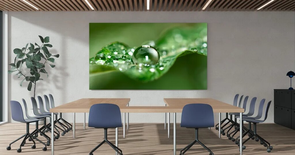 Sony’s new 135-inch display is basically boardroom excess in its finest form Sony’s new 135-inch display is basically boardroom excess in its finest form