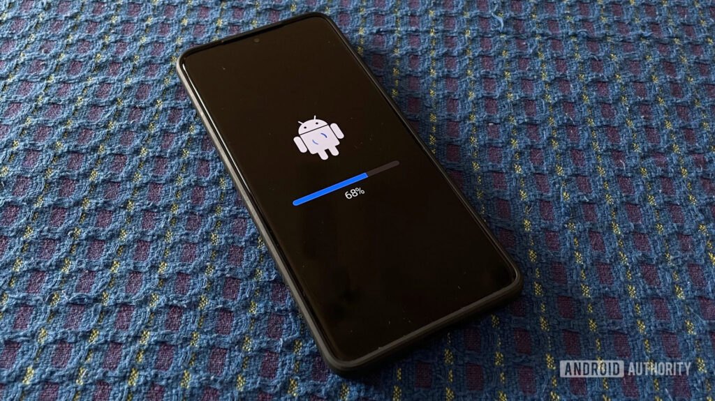 These crucial Google services on Samsung phones may be waiting for you to update Samsung Galaxy S20 Ultra Updating Android Updates Generic