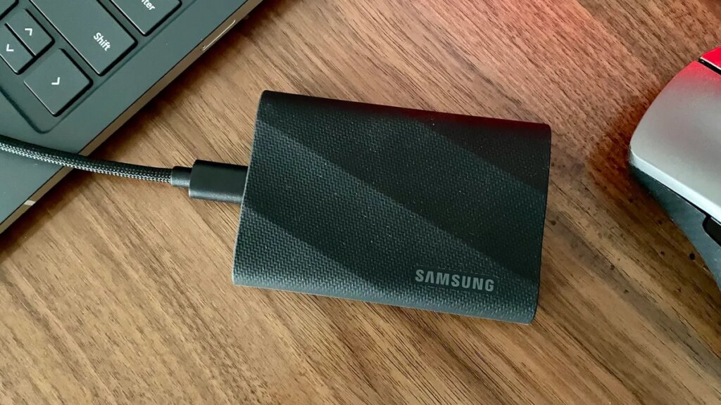 This 4TB Samsung external SSD is the last one you’ll ever need – and it’s 32% off This 4TB Samsung external SSD is the last one you'll ever need - and it's 32% off