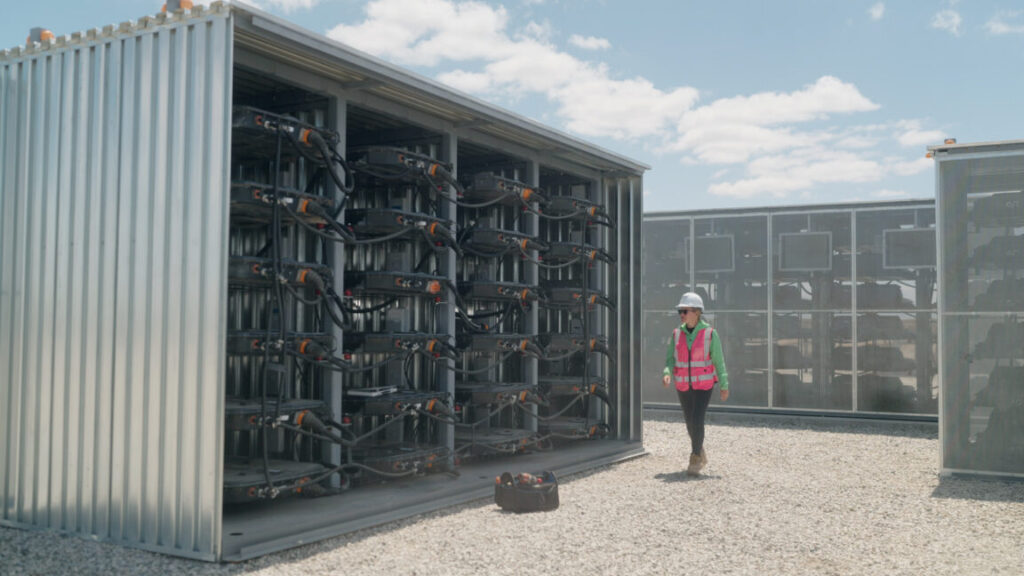 Used Waymo robotaxi batteries become backup storage for power grids Used Waymo robotaxi batteries become backup storage for power grids