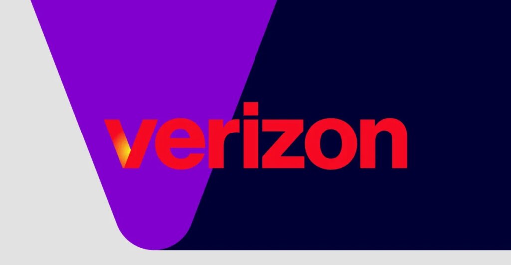 Verizon’s ‘Simplicity’ flat-rate plan starts at $30 per month for new customers Verizon’s ‘Simplicity’ flat-rate plan starts at $30 per month for new customers