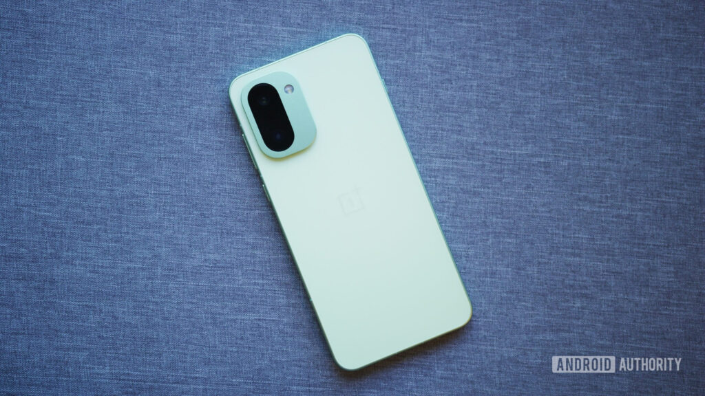 The back of the OnePlus 15R.