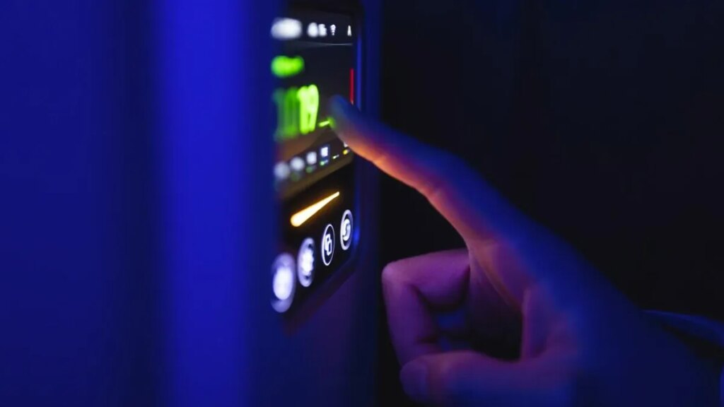 I never leave for vacation without doing these 7 home security checks first I never leave for vacation without doing these 7 home security checks first
