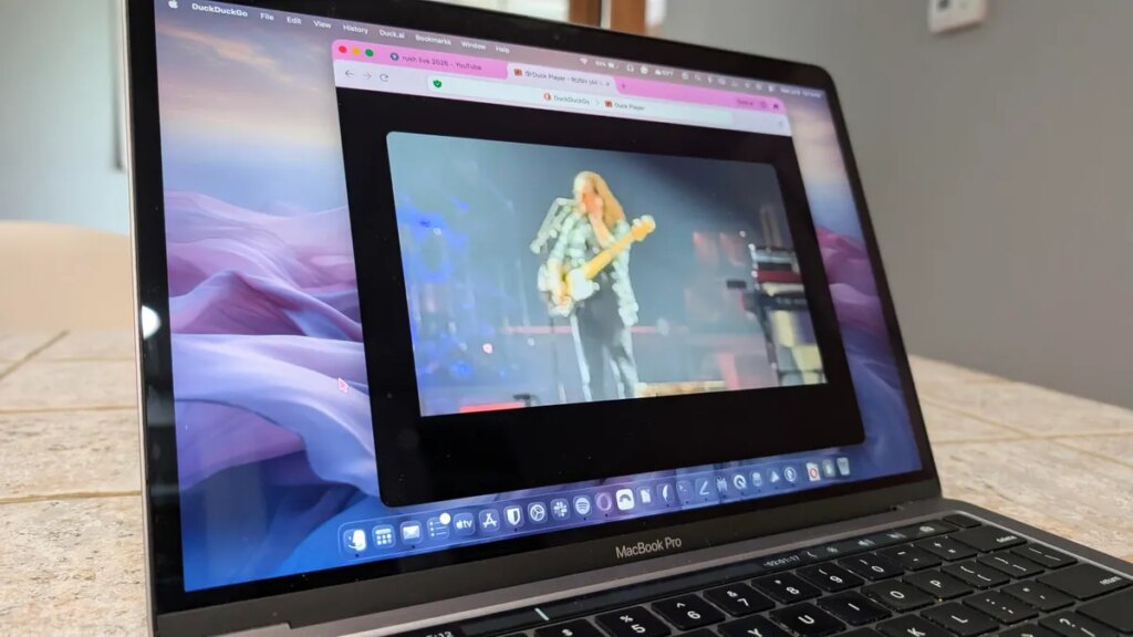 I tried DuckDuckGo’s new video player, and it blocks YouTube ads for free I tried DuckDuckGo's new video player, and it blocks YouTube ads for free