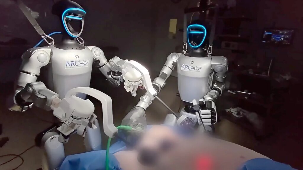 In a First, a Humanoid Robot Performed Live Surgery Under a Surgeon’s Control In a First, a Humanoid Robot Performed Live Surgery Under a Surgeon’s Control
