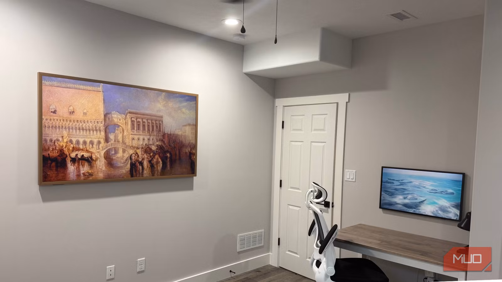 Only one of these art TVs actually fooled me into thinking it was a painting Only one of these art TVs actually fooled me into thinking it was a painting