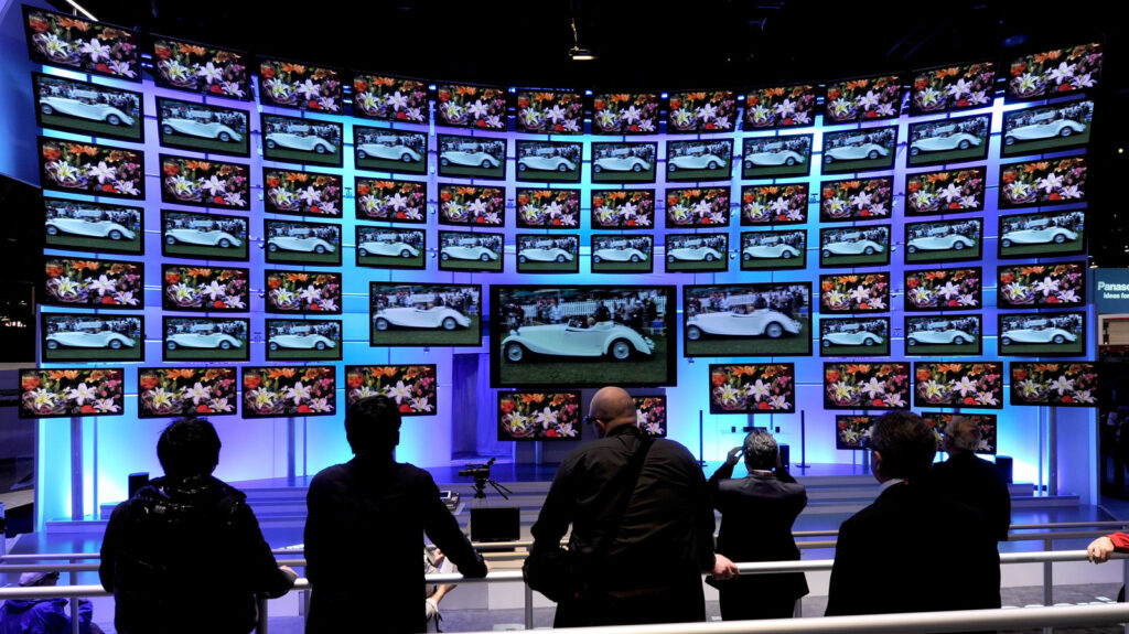 Why 3D TVs Failed And The Trouble With 3D In Hollywood. Why 3D TVs Failed And The Trouble With 3D In Hollywood.