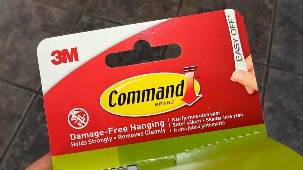 You’re using 3M Command strips all wrong You're using 3M Command strips all wrong